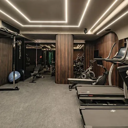 Fitch Hotel San Julián