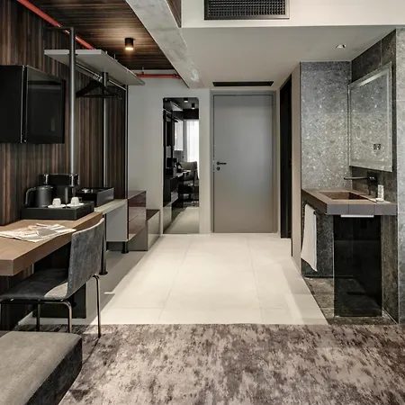 Fitch Hotel St. Julian's