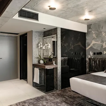 Fitch Saint Julian's