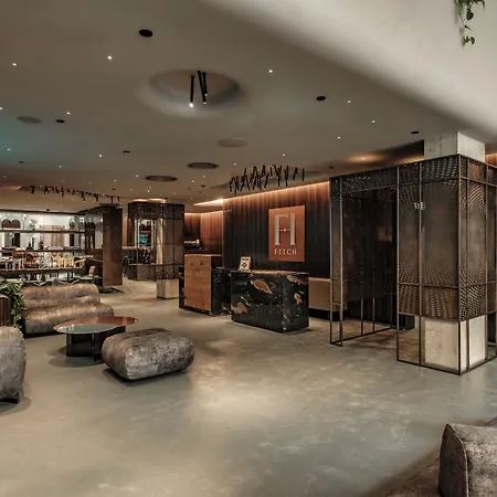Fitch Hotel 4*