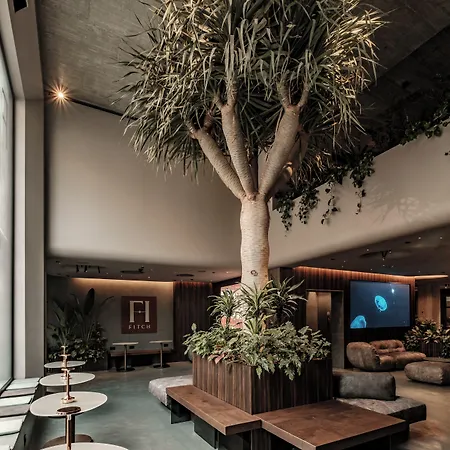 Fitch 4* Saint Julian's